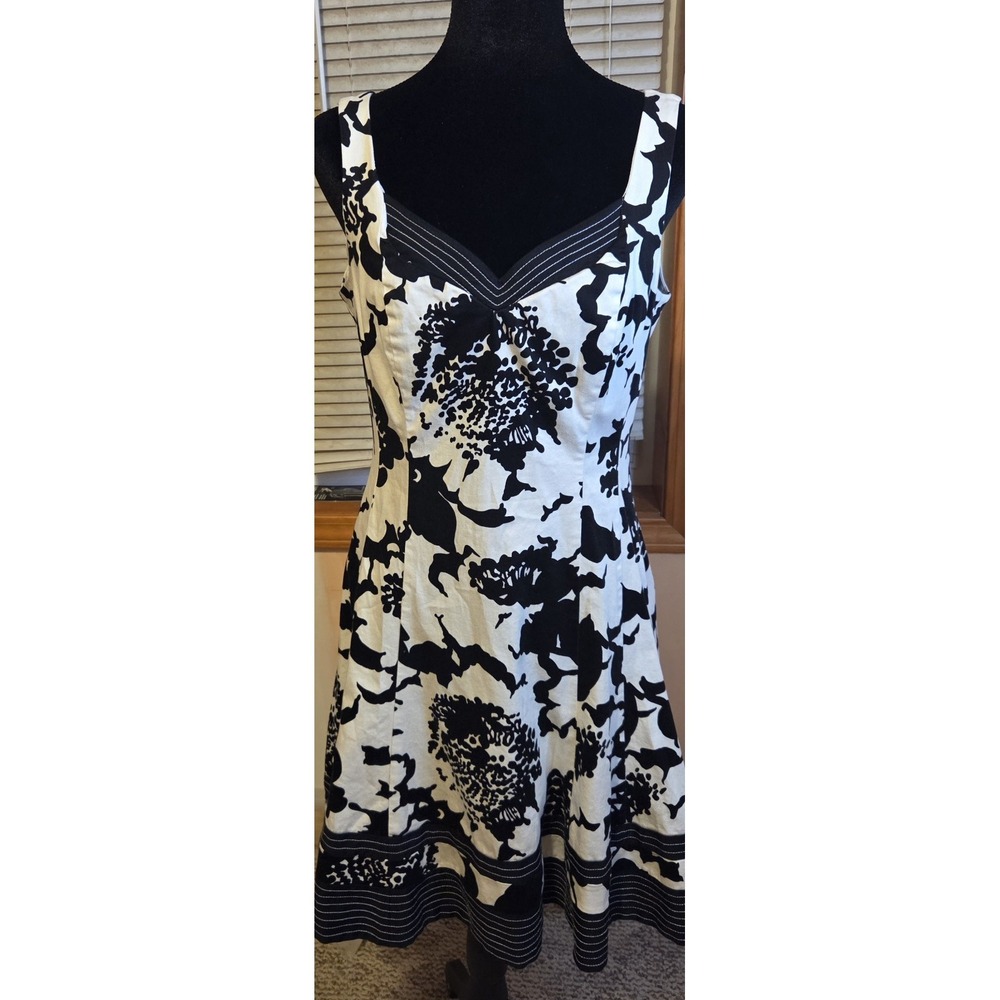NINE WEST Dress 8 White Black Floral Sleeveless Fit Flare VTG